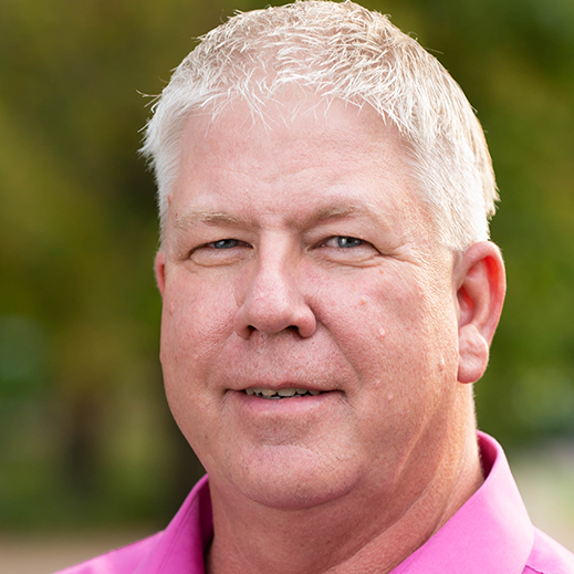 Rann Loppnow Headshot